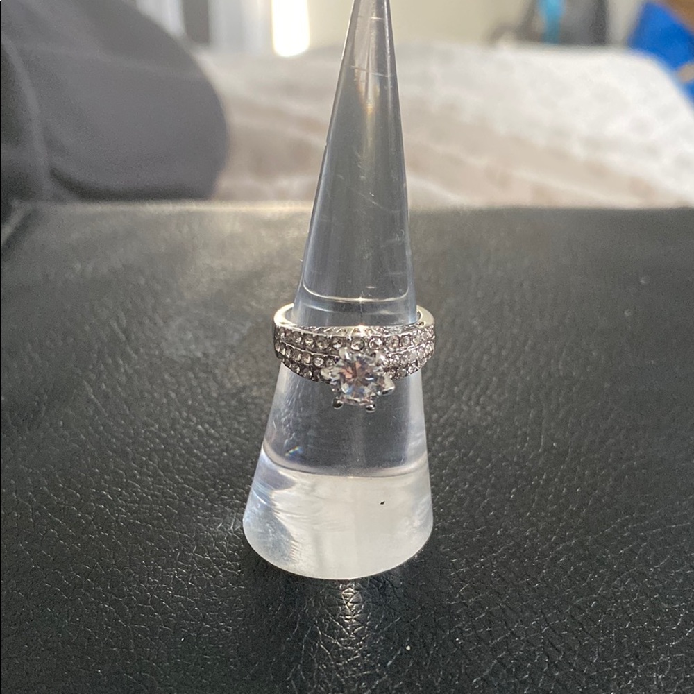 Elegant costume Silver Ring with Clear Gemstone